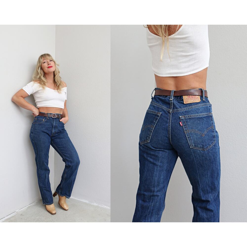 Early 2000's Vintage Levi's 517 Dark Wash Boot Cut Jeans ~ Women's SM MD 31" 32"